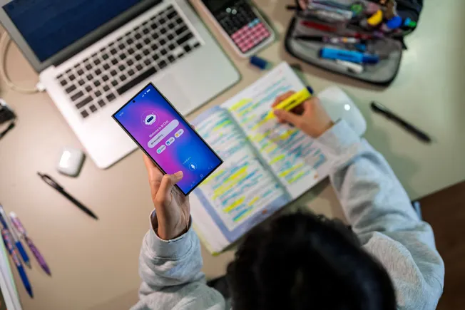 Arkansas Educators Call for Balanced Strategy as AI Use Grows in Schools