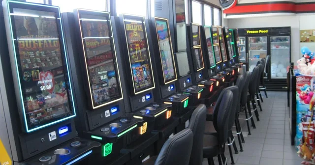 Missouri Convenience store operator charged over illegal gambling machines