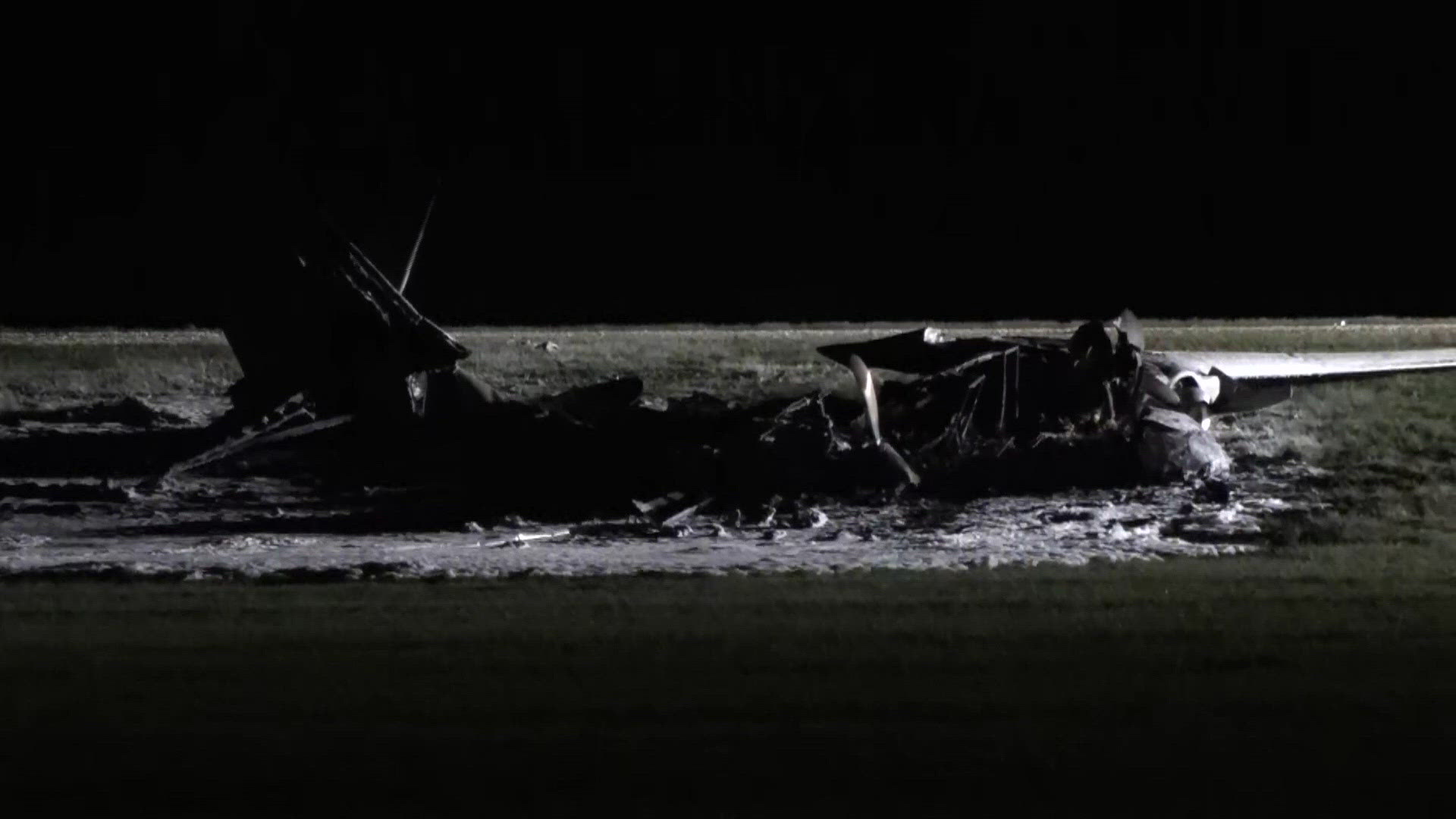 Plane crash leaves one dead at Spirit of St. Louis Airport in Chesterfield