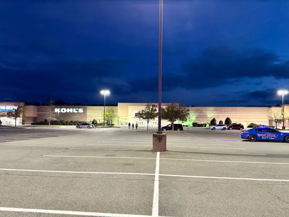 Bomb Threat Prompts Evacuation of Kohl’s and Nearby Stores in Bryant, Arkansas