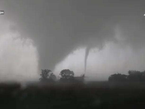 Tornado Warnings Issued Across St. Louis Region as Severe Storm Threat Intensifies