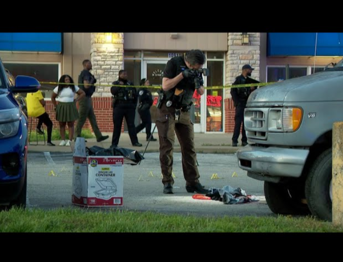 Ferguson Shooting Leaves 1 Dead, 2 Injured After Gunfire Near Food Truck, Police Say