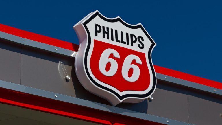 Aveanna Adams Charged After 2 Shot at Breckenridge Hills Gas Station