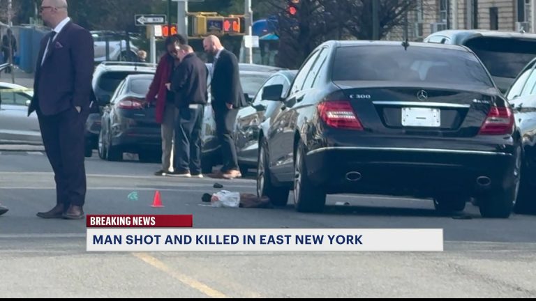 Armed Robbery at Stratford Citgo Gas Station; Suspects Flee With Cash