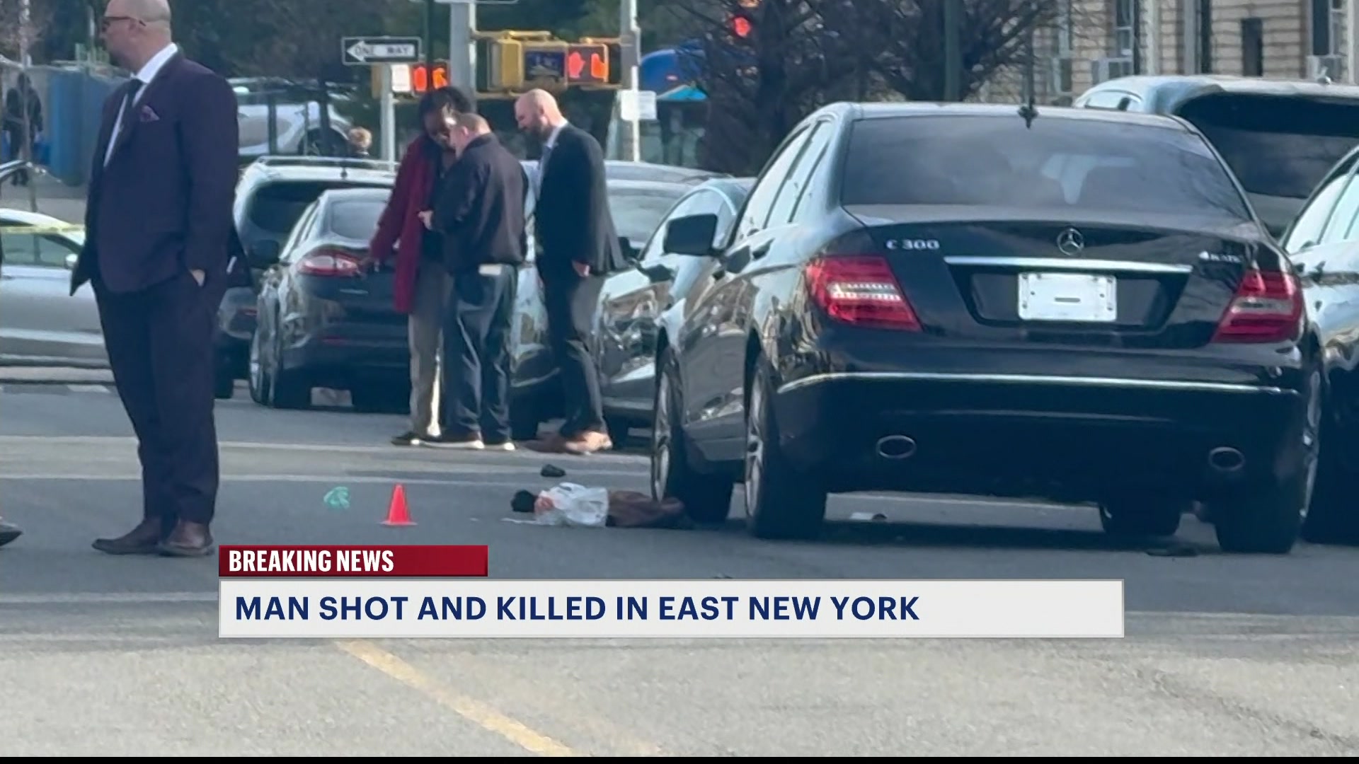 Armed Robbery at Stratford Citgo Gas Station; Suspects Flee With Cash