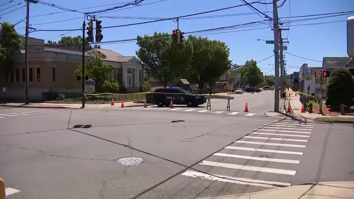 2 Dead, 1 Injured in Shooting Near Bar in West Haven, CT